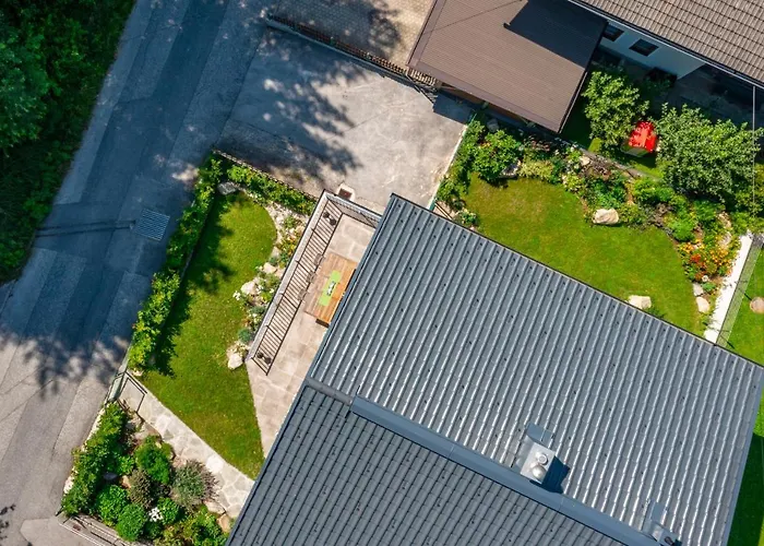 Alpendomizil Ahorn Daire Mayrhofen